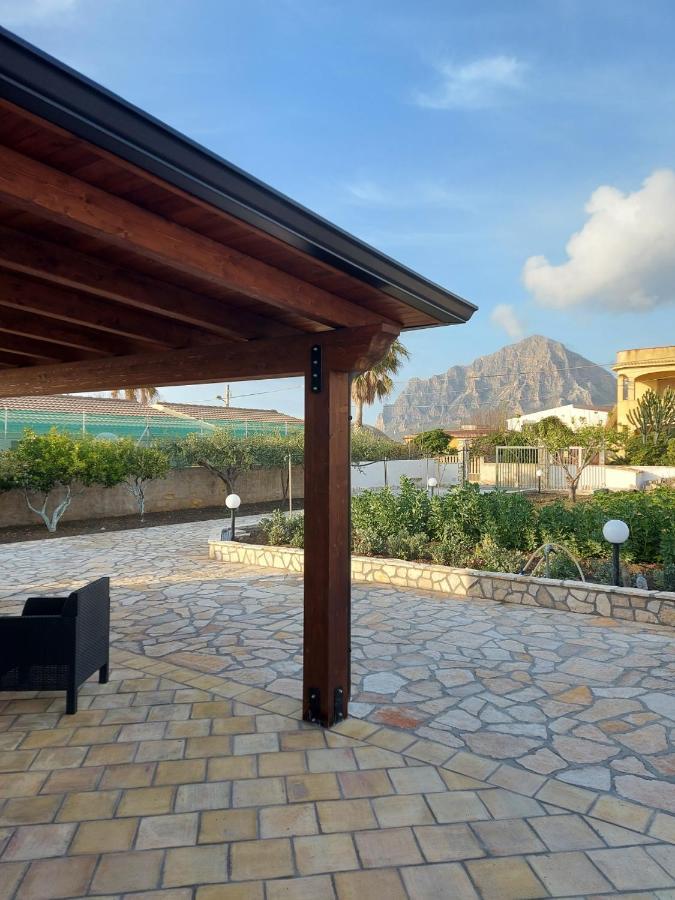 Casa Vacanze Dorotea Villa วาลเดอรีส ภายนอก รูปภาพ