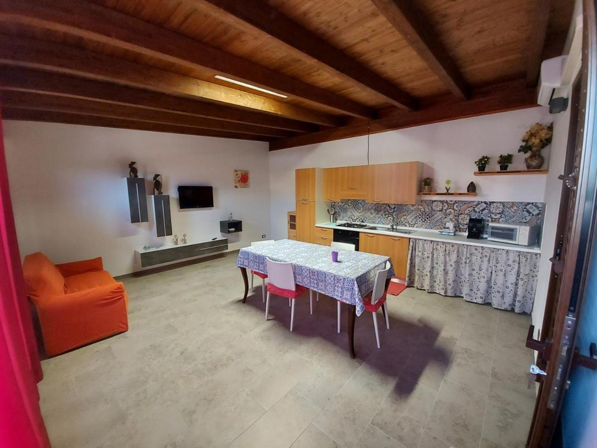 Casa Vacanze Dorotea Villa วาลเดอรีส ภายนอก รูปภาพ