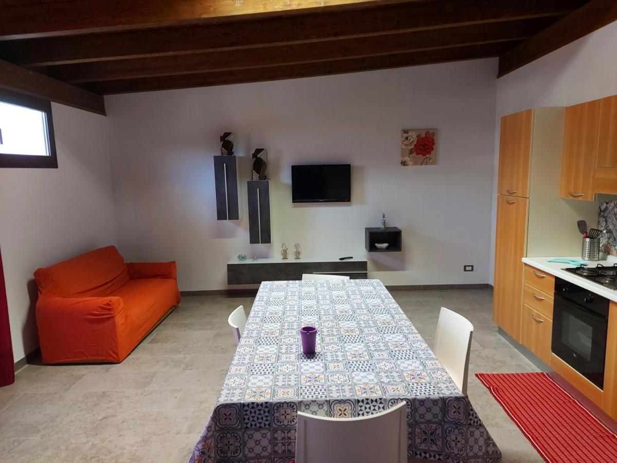 Casa Vacanze Dorotea Villa วาลเดอรีส ภายนอก รูปภาพ